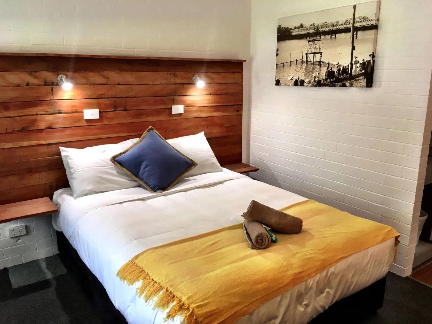 Pleasant Way River Lodge