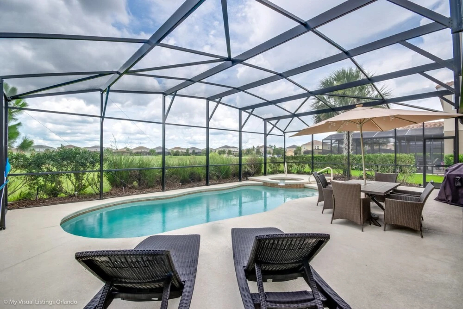 Solterra - 4175 Oaktree Drive