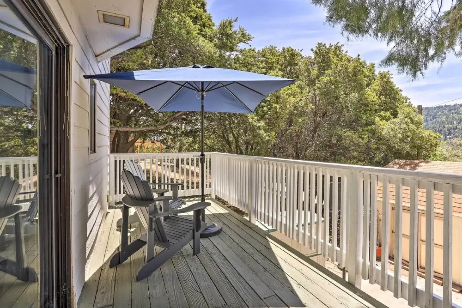 Boho-chic Home w/ Game Room Near Lake Gregory!