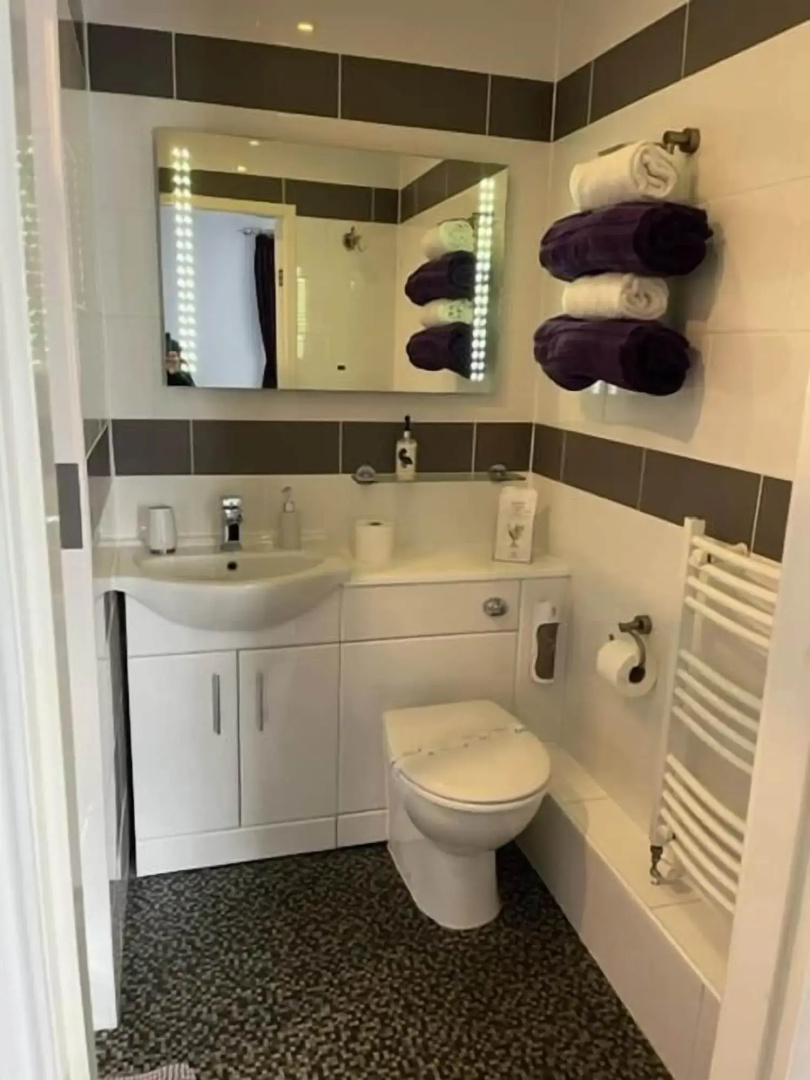 Kenley Hotel