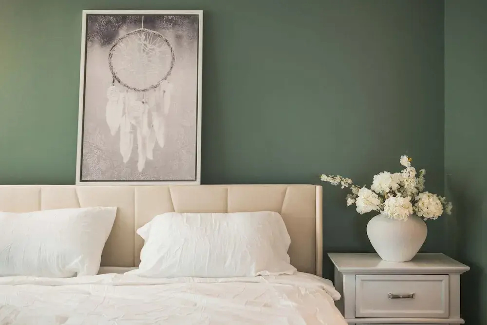 Modern Cozy Retreat With Pool Fireplace