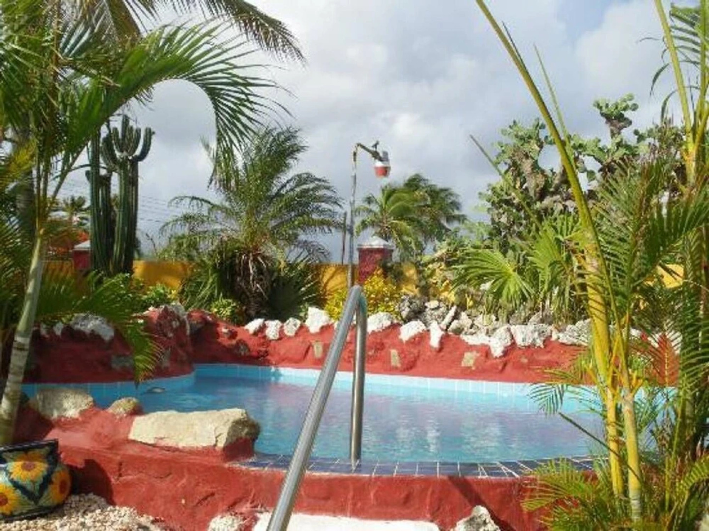 Sea Breeze Ocean, Studio 7 at Mangel Halto Beach