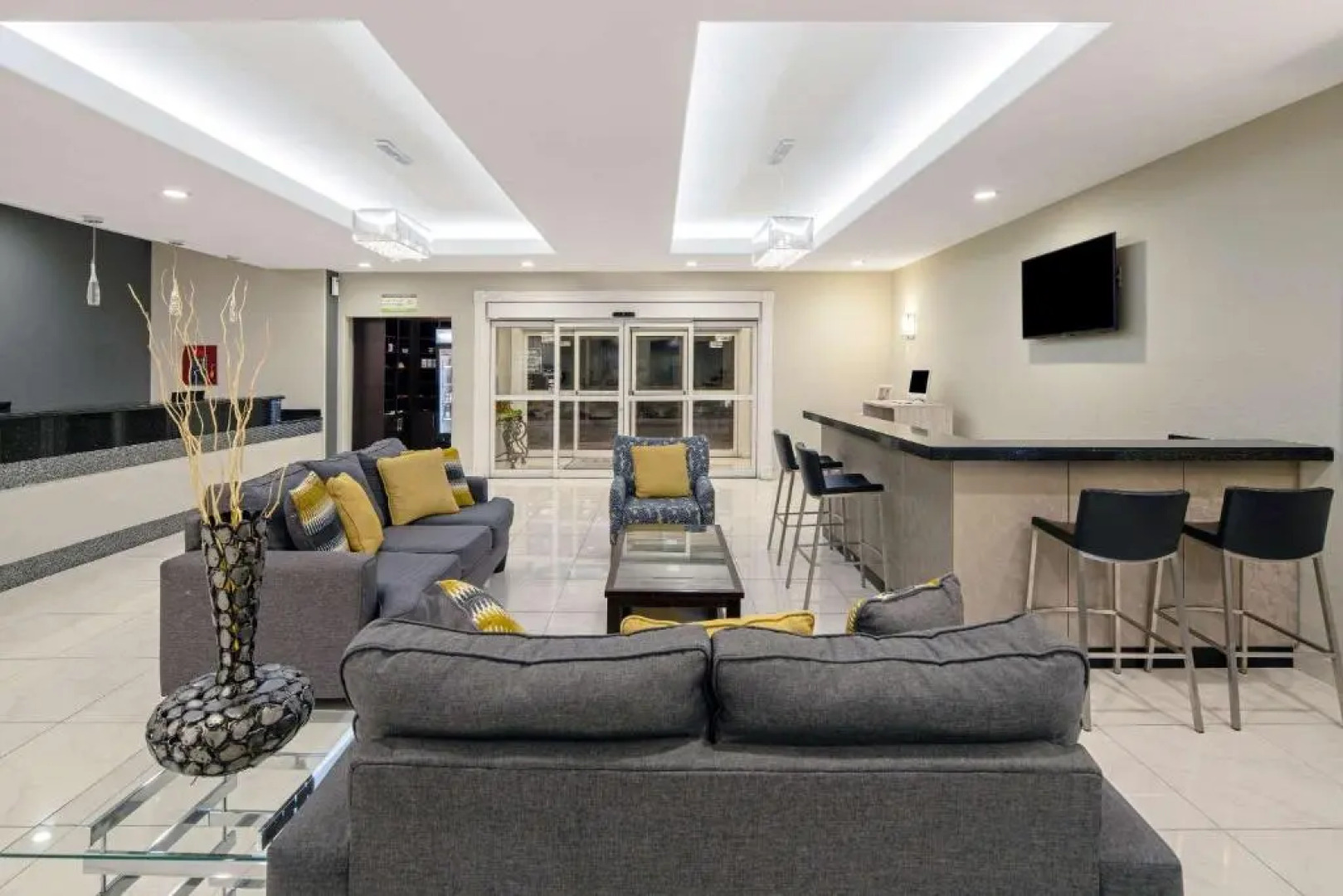 La Quinta by Wyndham Mercedes