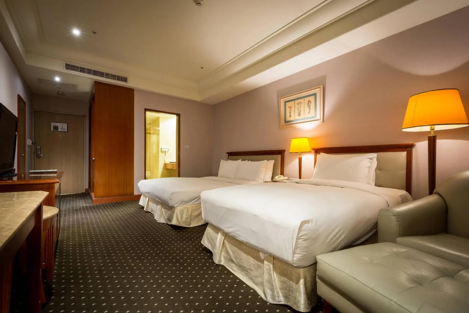 Grand View Hotel