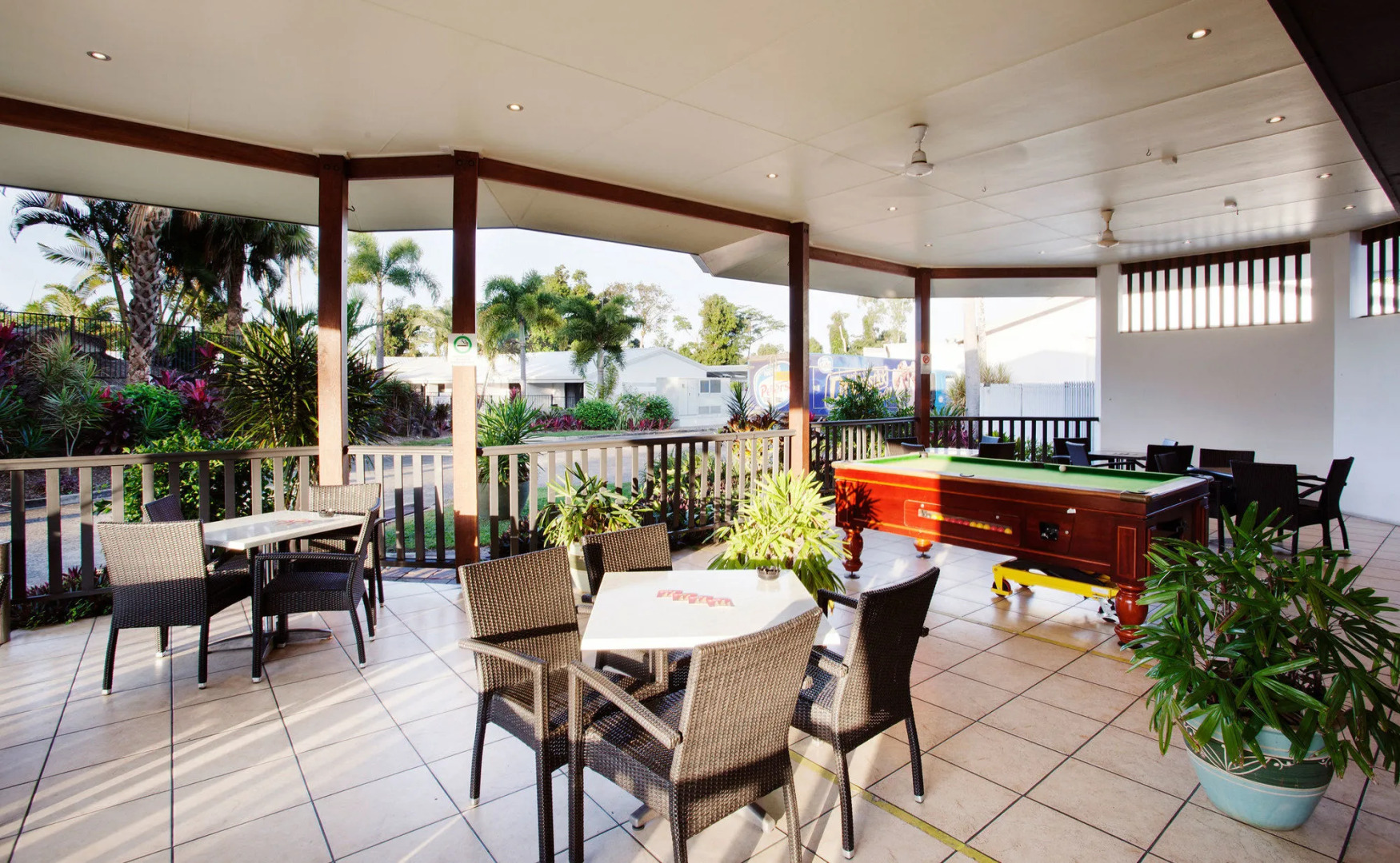 Nightelier Mission Beach