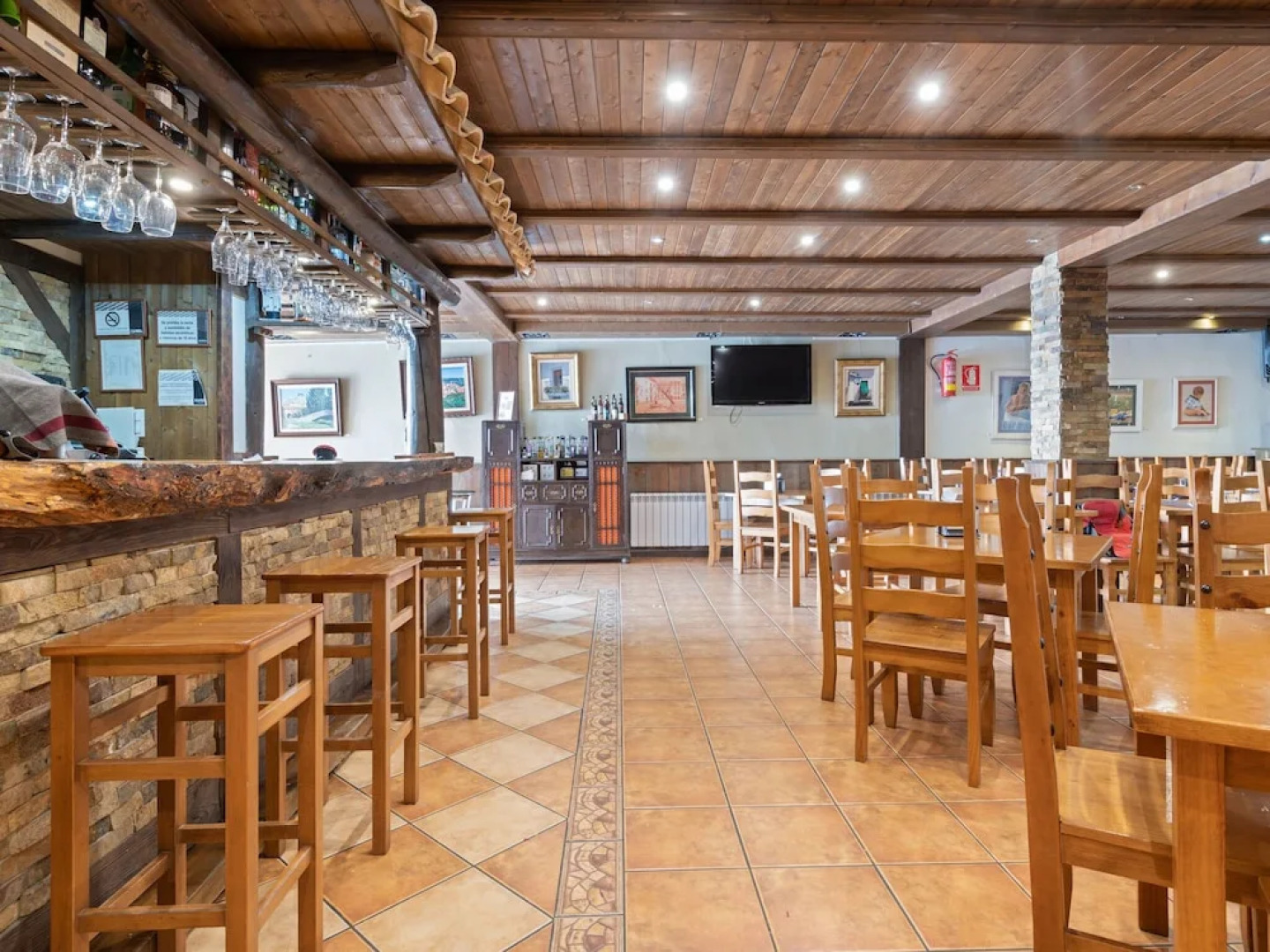 Quaint Apartment in Gudar With Heating