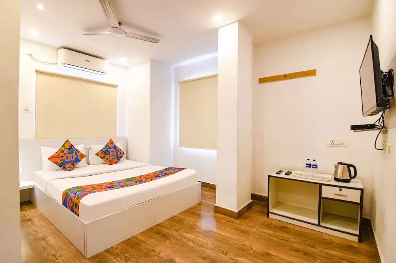 Transit Express By OYO Rooms