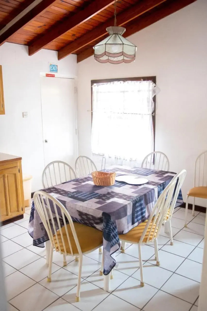 Tropical Breeze Guest House