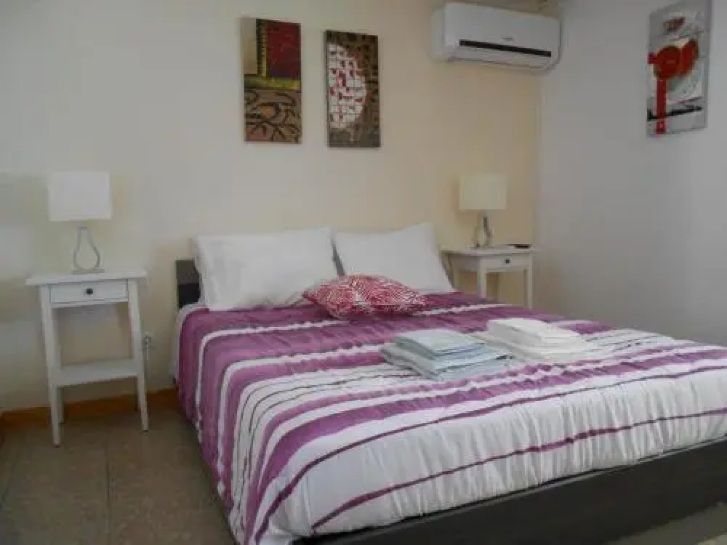 Lovely new House W/ Beatiful Garden