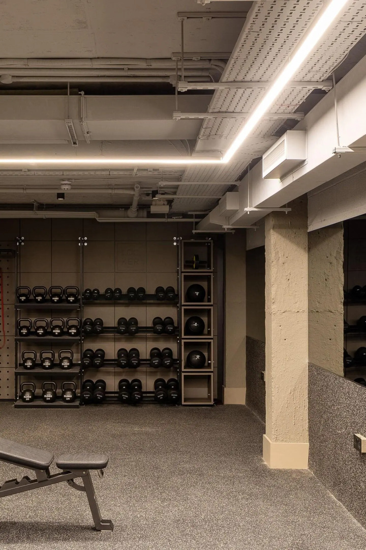 Locke At Broken Wharf