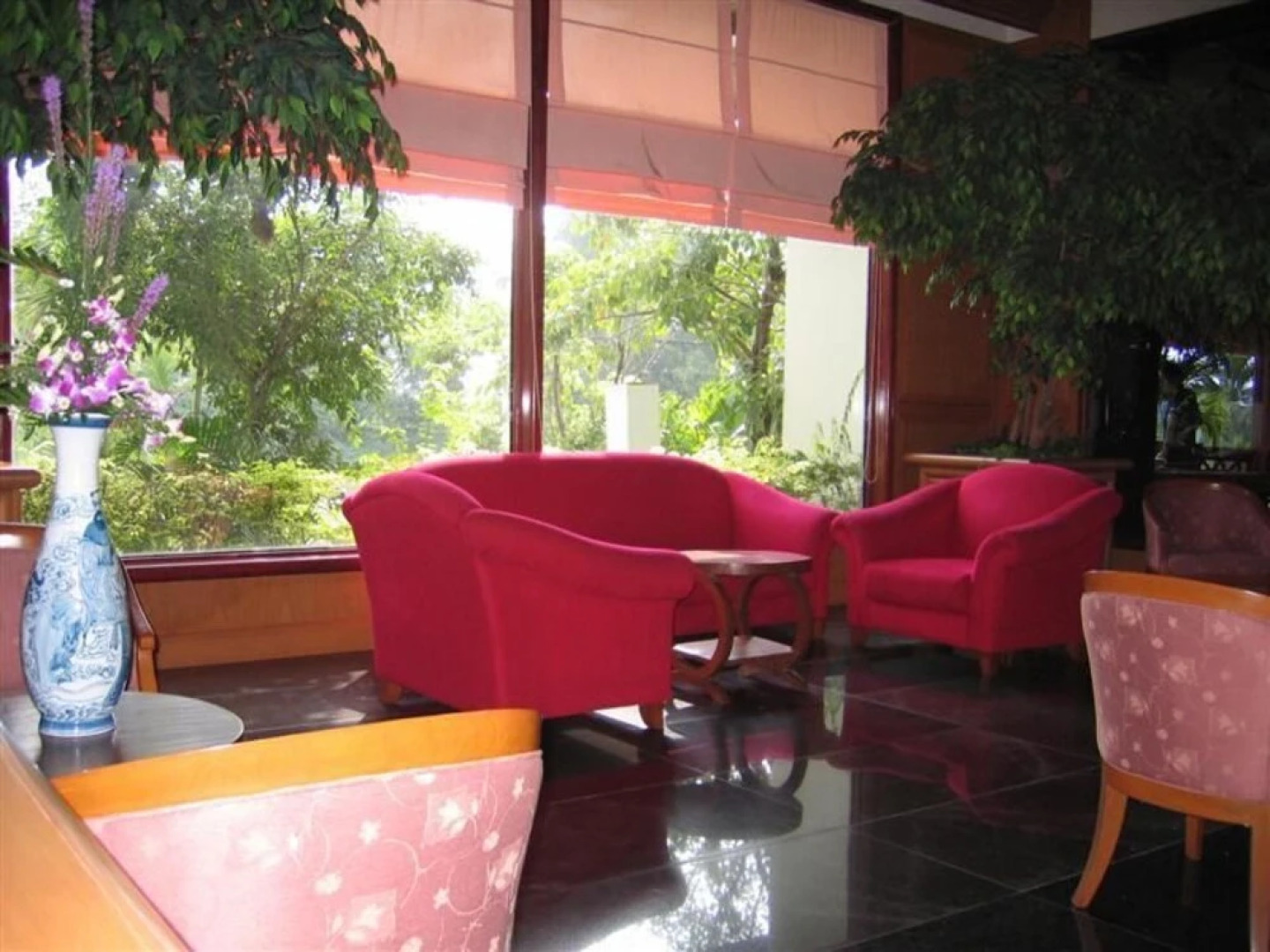 PathumThani Place Hotel