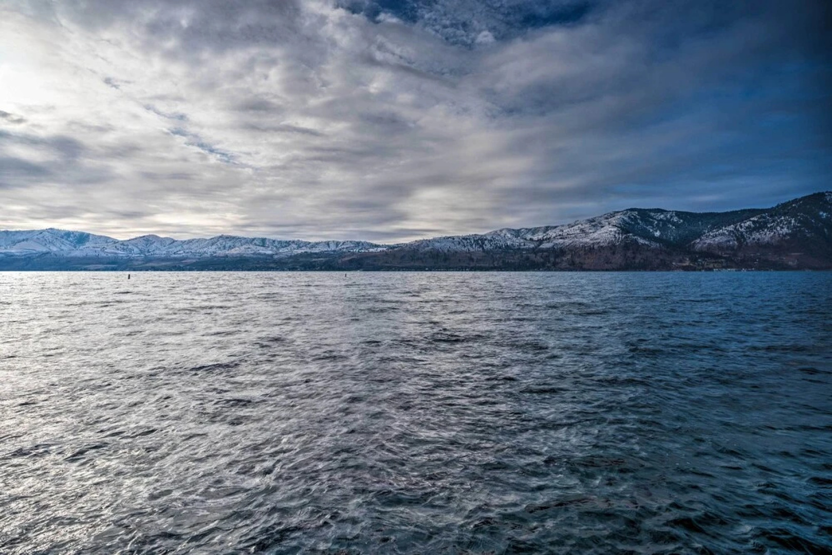 Family Home on Lake Chelan With Mtn + Lake View!