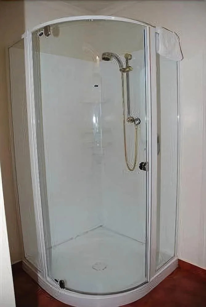 Cottage Park Travel Lodge & Conference Centre