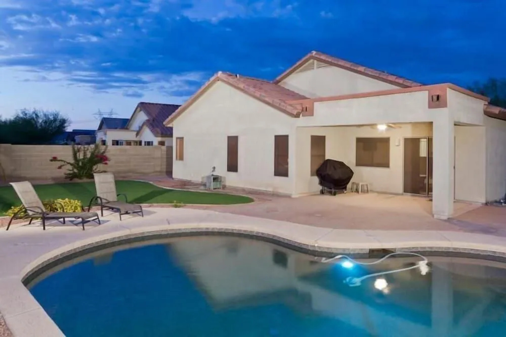 Cactus Bloom By Signature Vacation Rentals