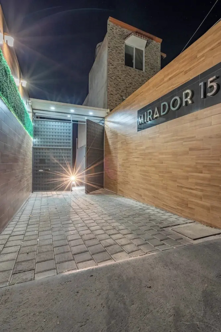 Loft with Pools and Rooftop Sky Bar
