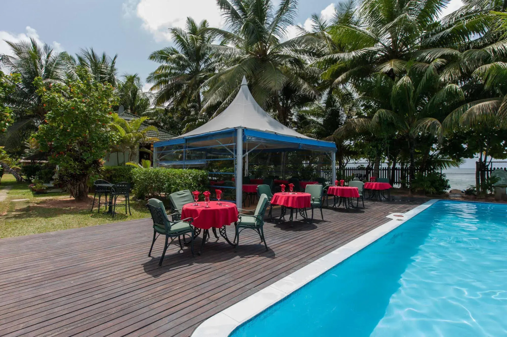Le Relax Beach Resort - Praslin