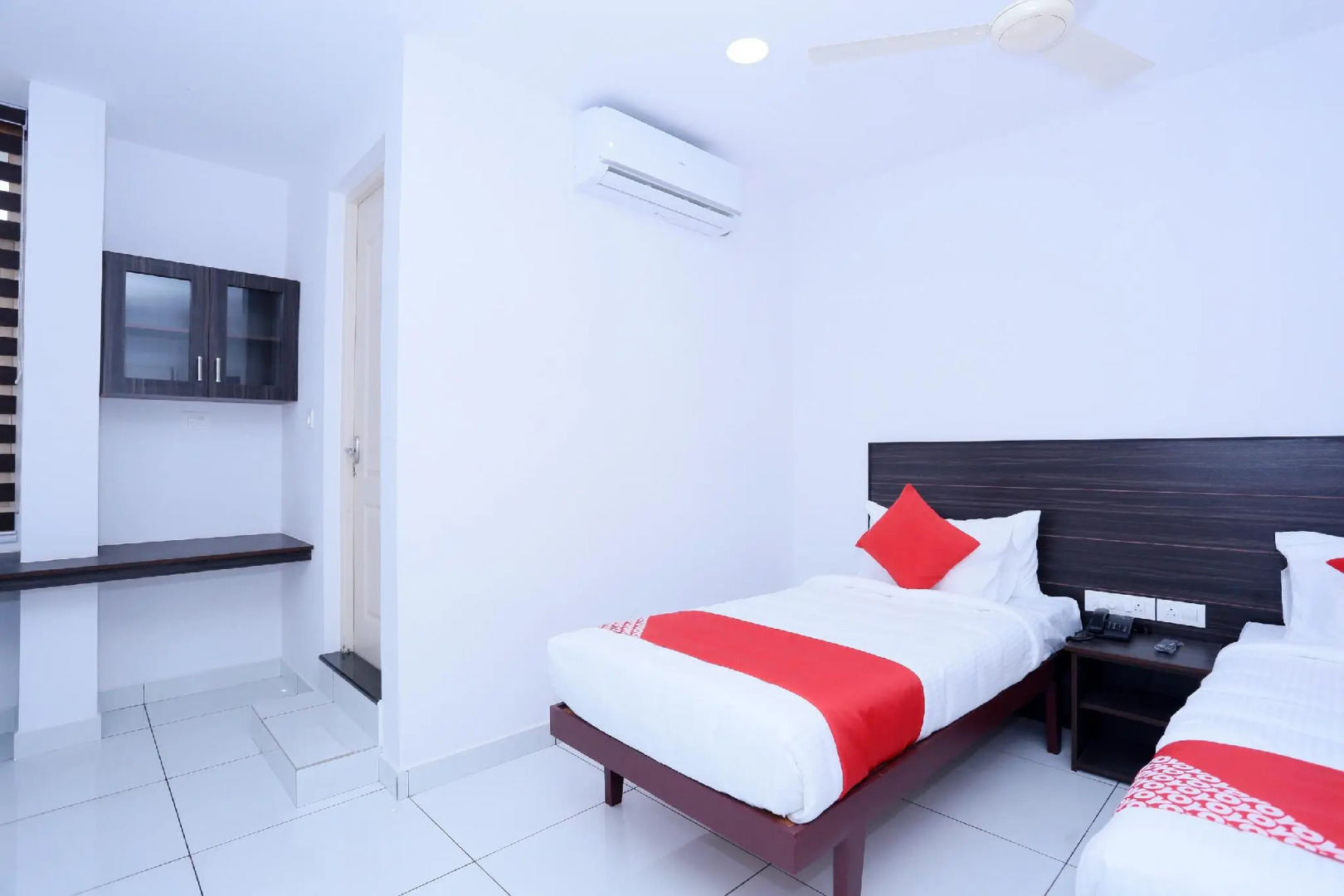 OYO 24139 Kings Fort