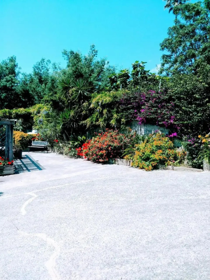 Studio climatisé tout équipé à 2.5 km des plages