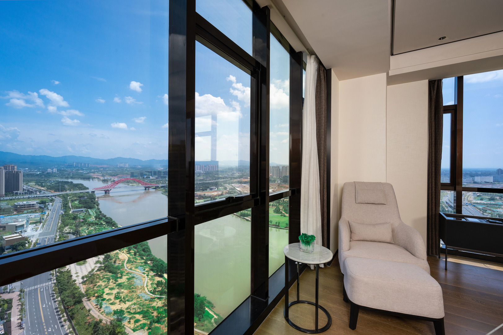 Wellton Royal Garden Hotel