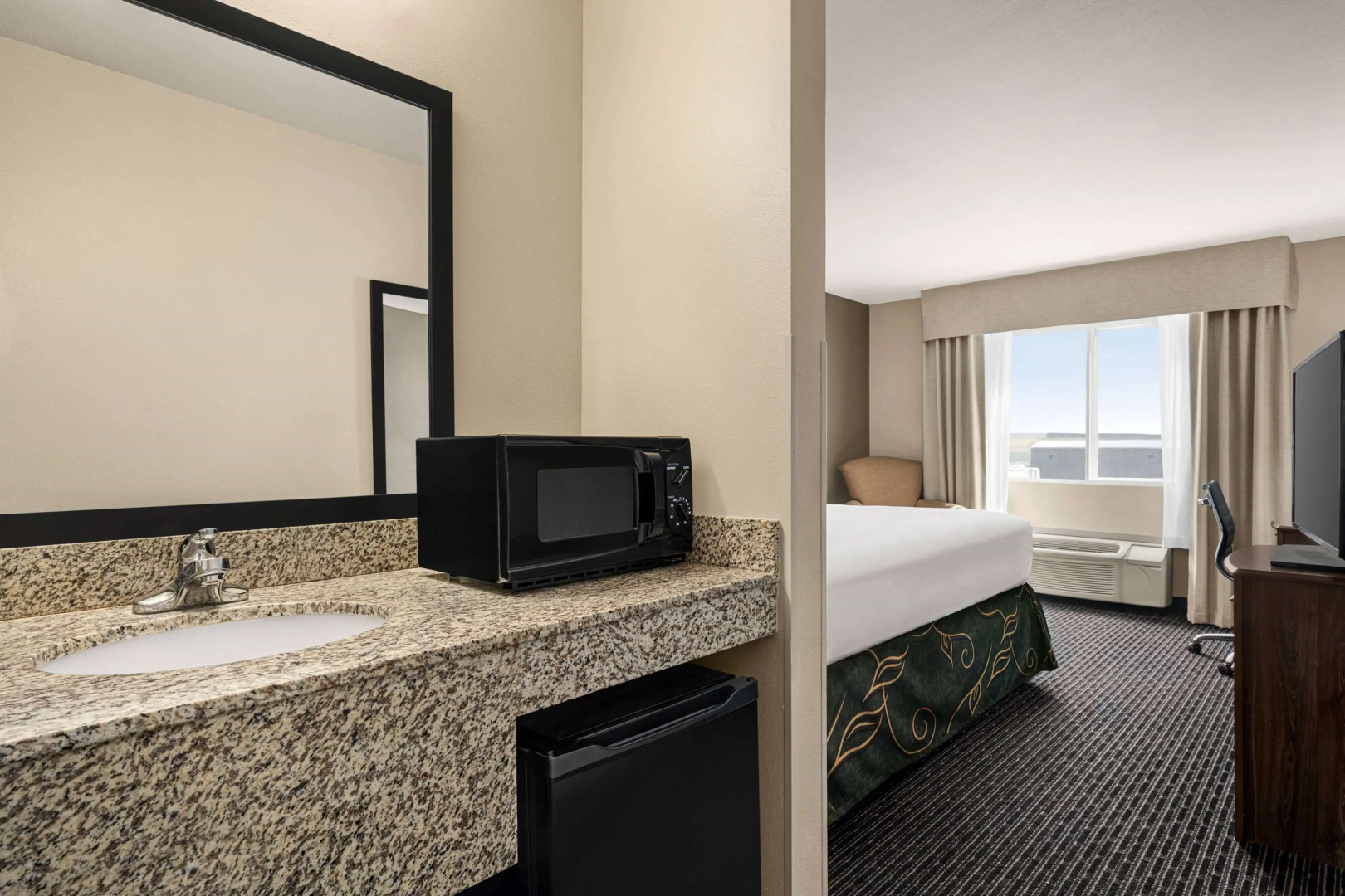 Baymont by Wyndham Rawlins