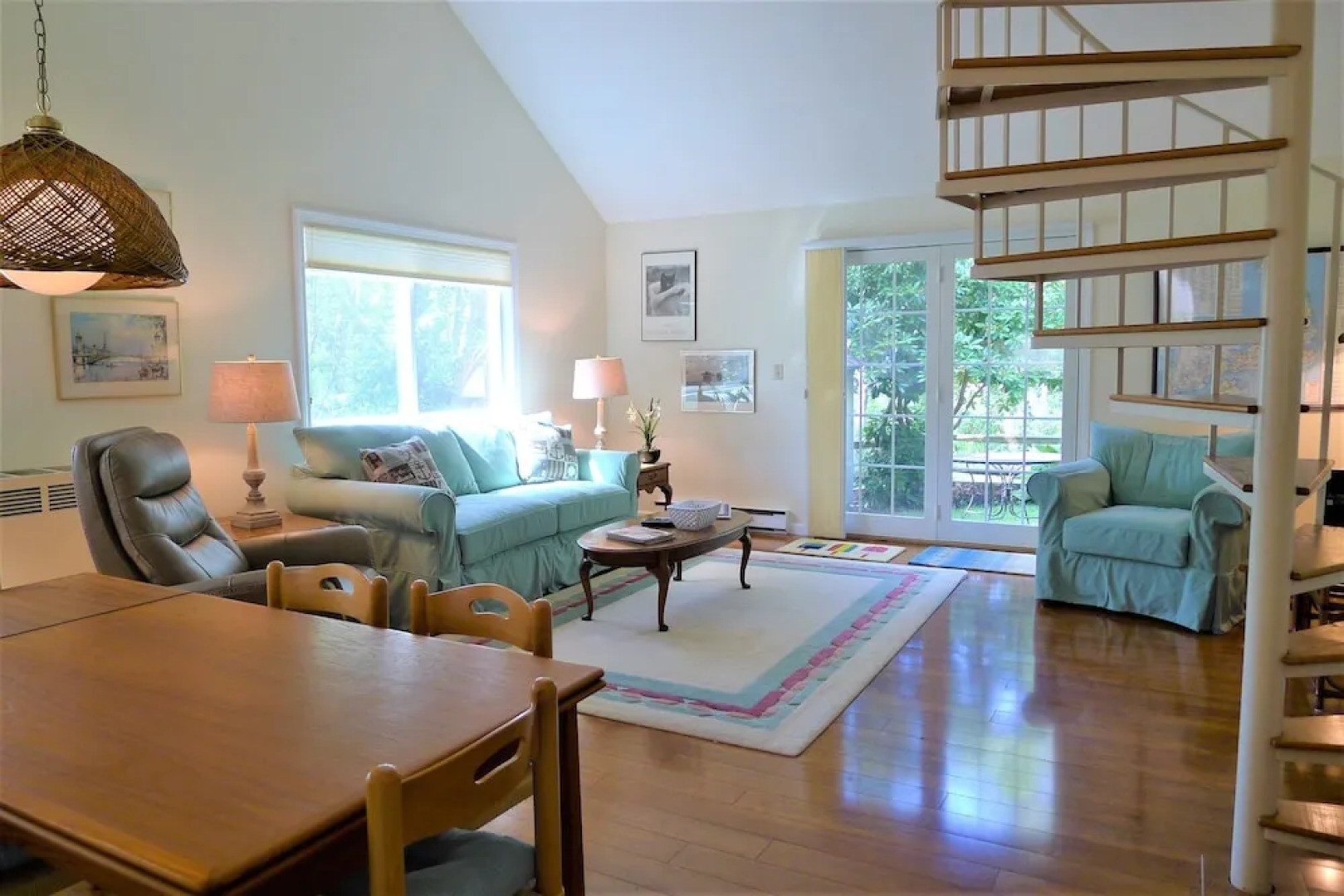 48 Middlecott - 2 Bedroom Condo