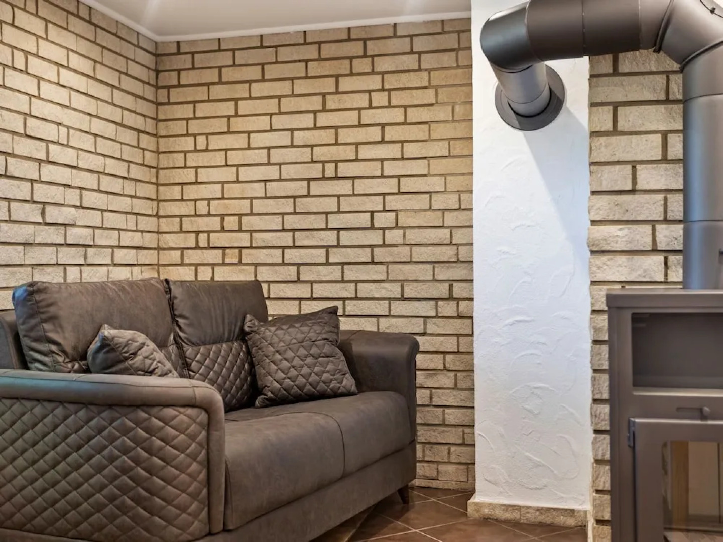 Amazing Holiday Home in Plütscheid with Garden