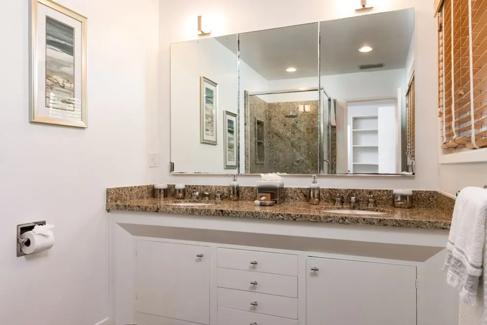 New Listing! Palatial Beachfront W/ Casita 6 Bedroom Home