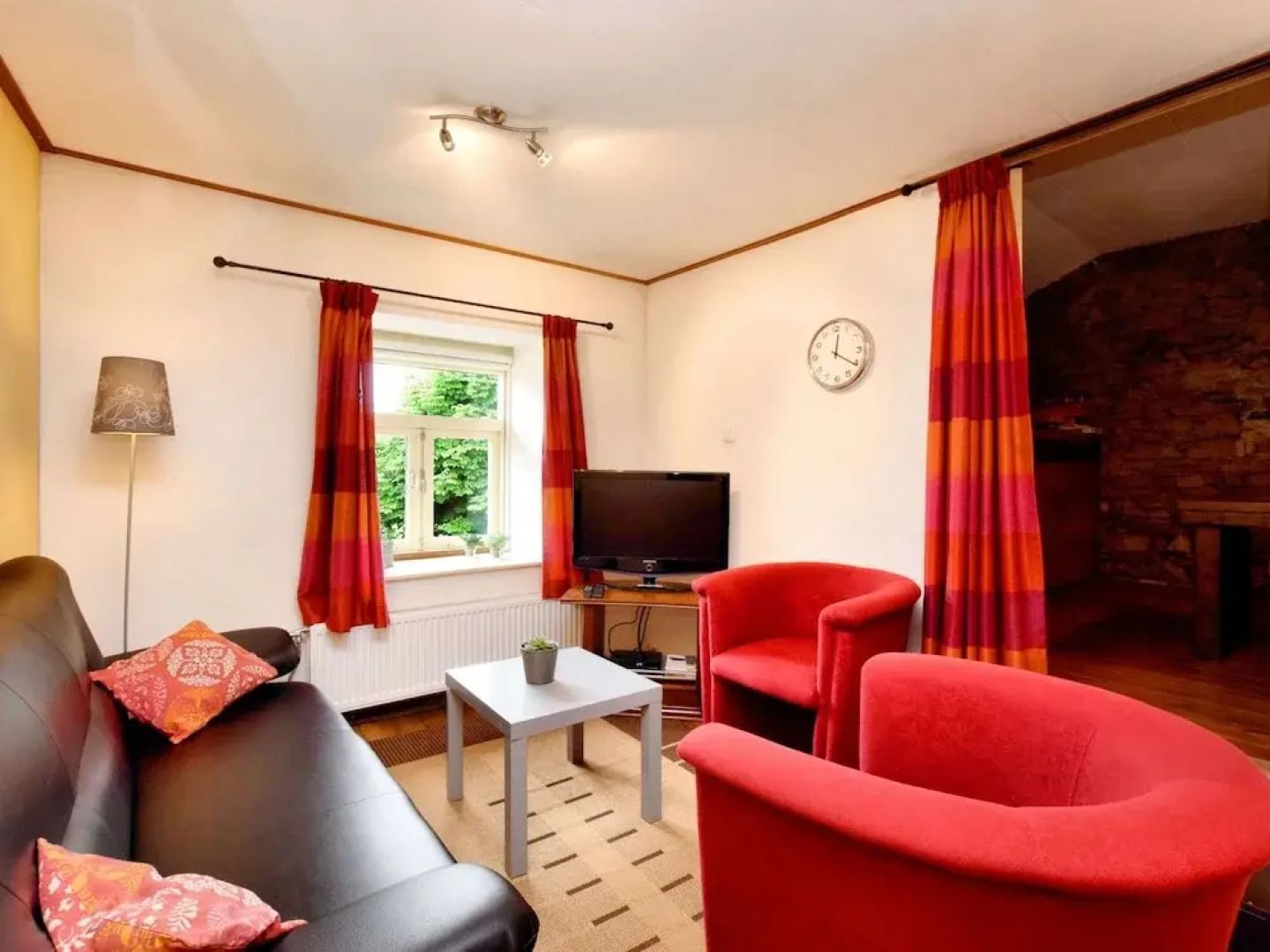 Rustic Farm Stay in Rogery