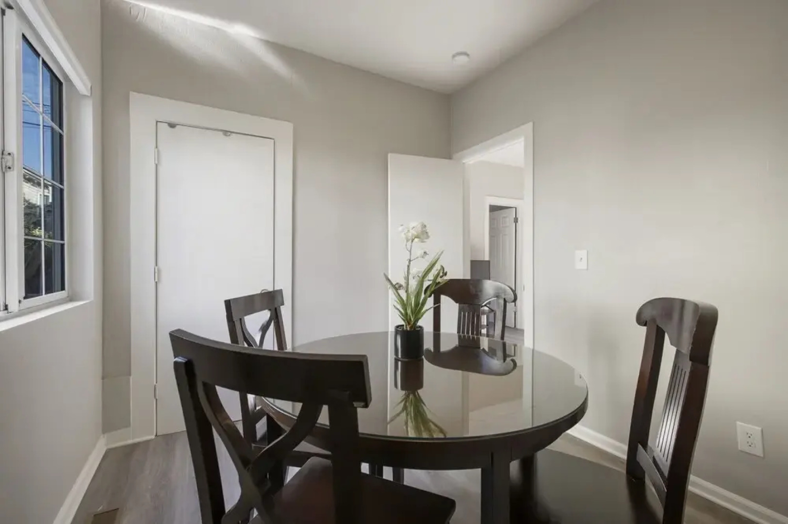 Cozy, Modern 3-bedroom in Oakland