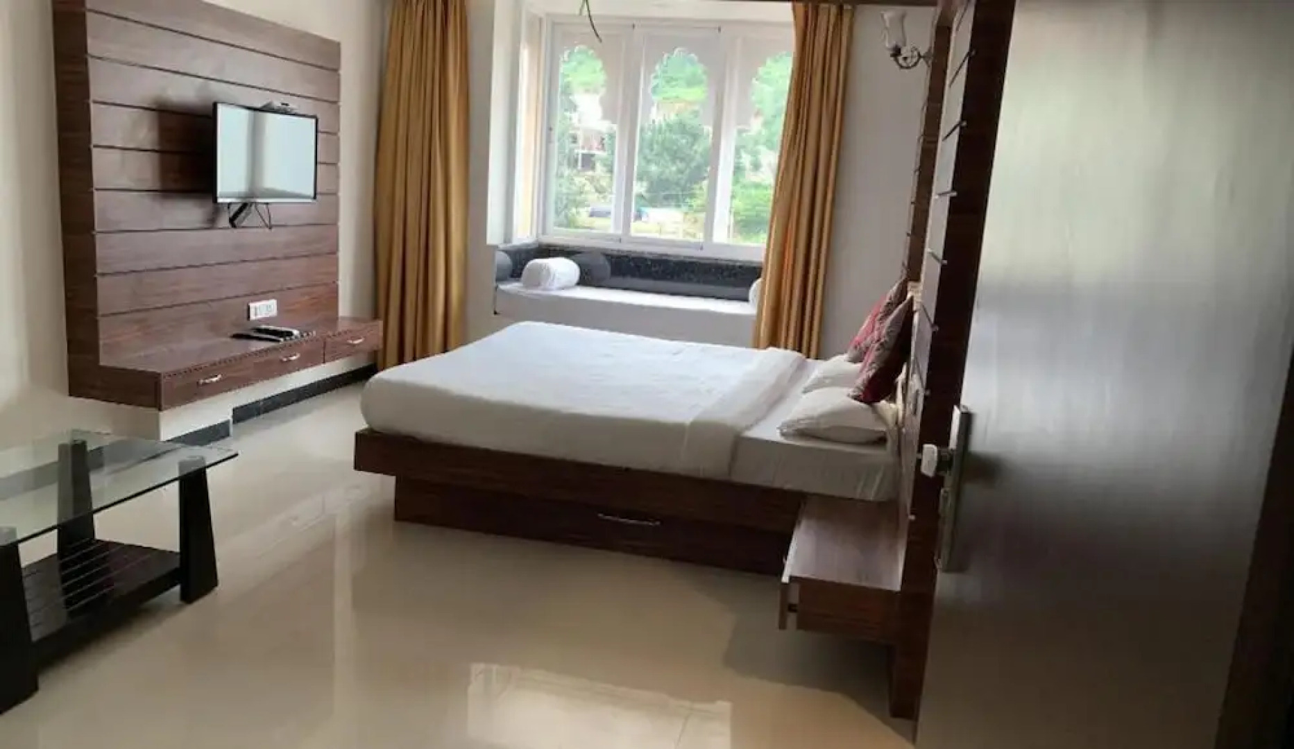 Krishna Restaurants and Resorts