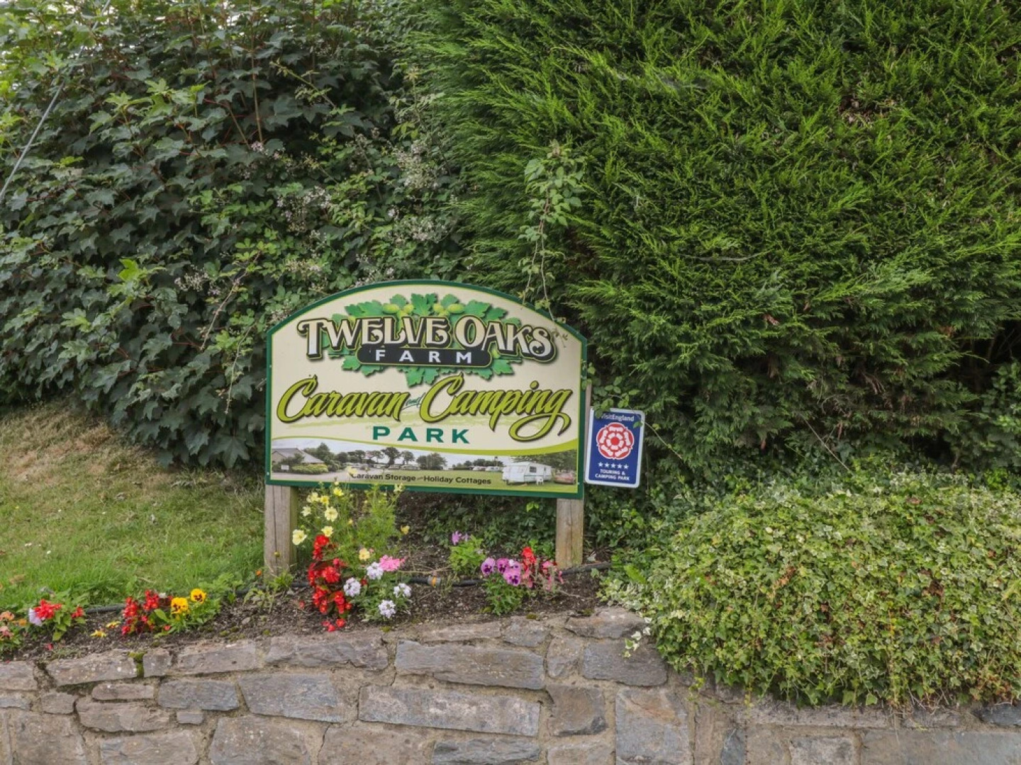 Twelve Oaks Farmhouse