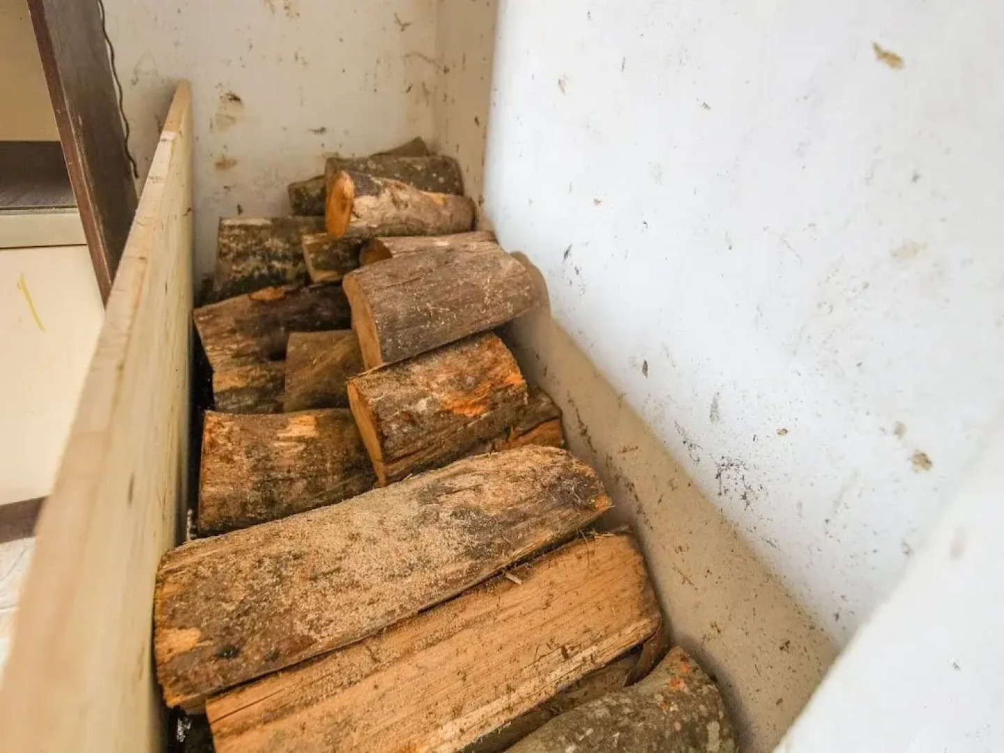 Traditional Holiday Home in Brinon sur Beuvron