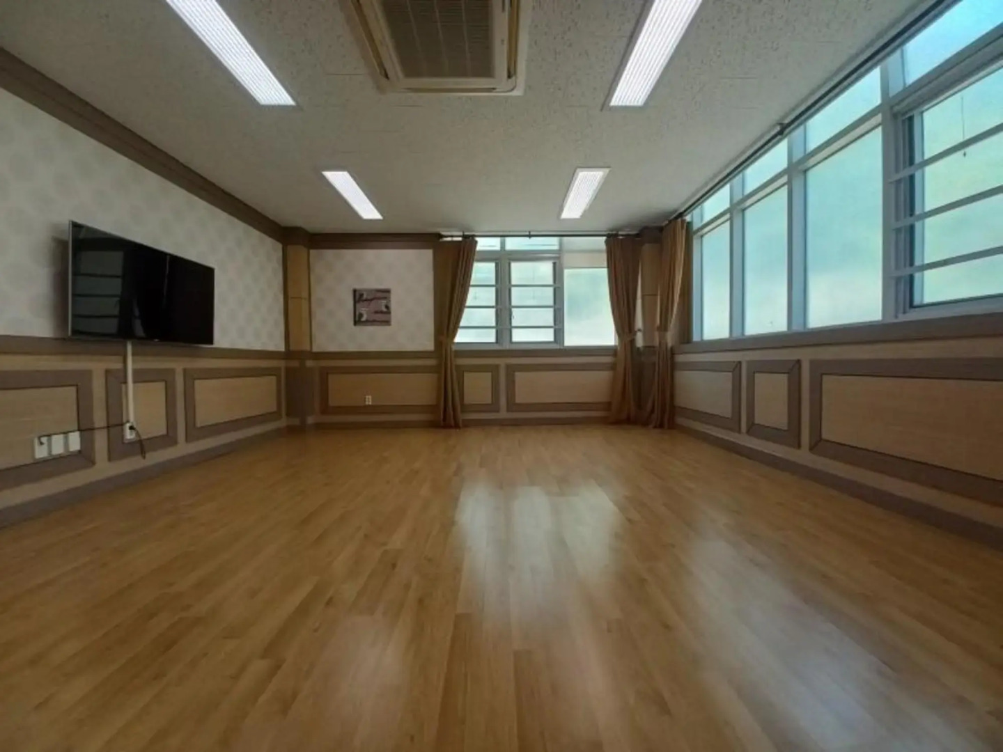 Danyang Three Nests Stay Pension