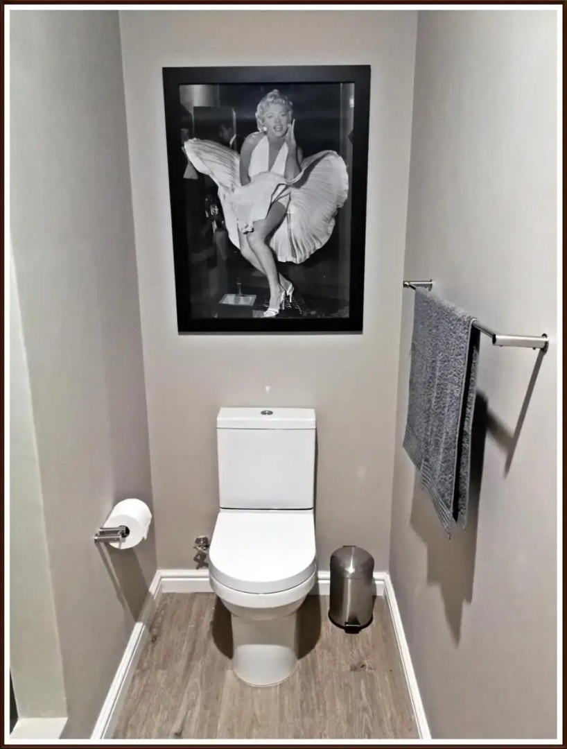 Studio 77