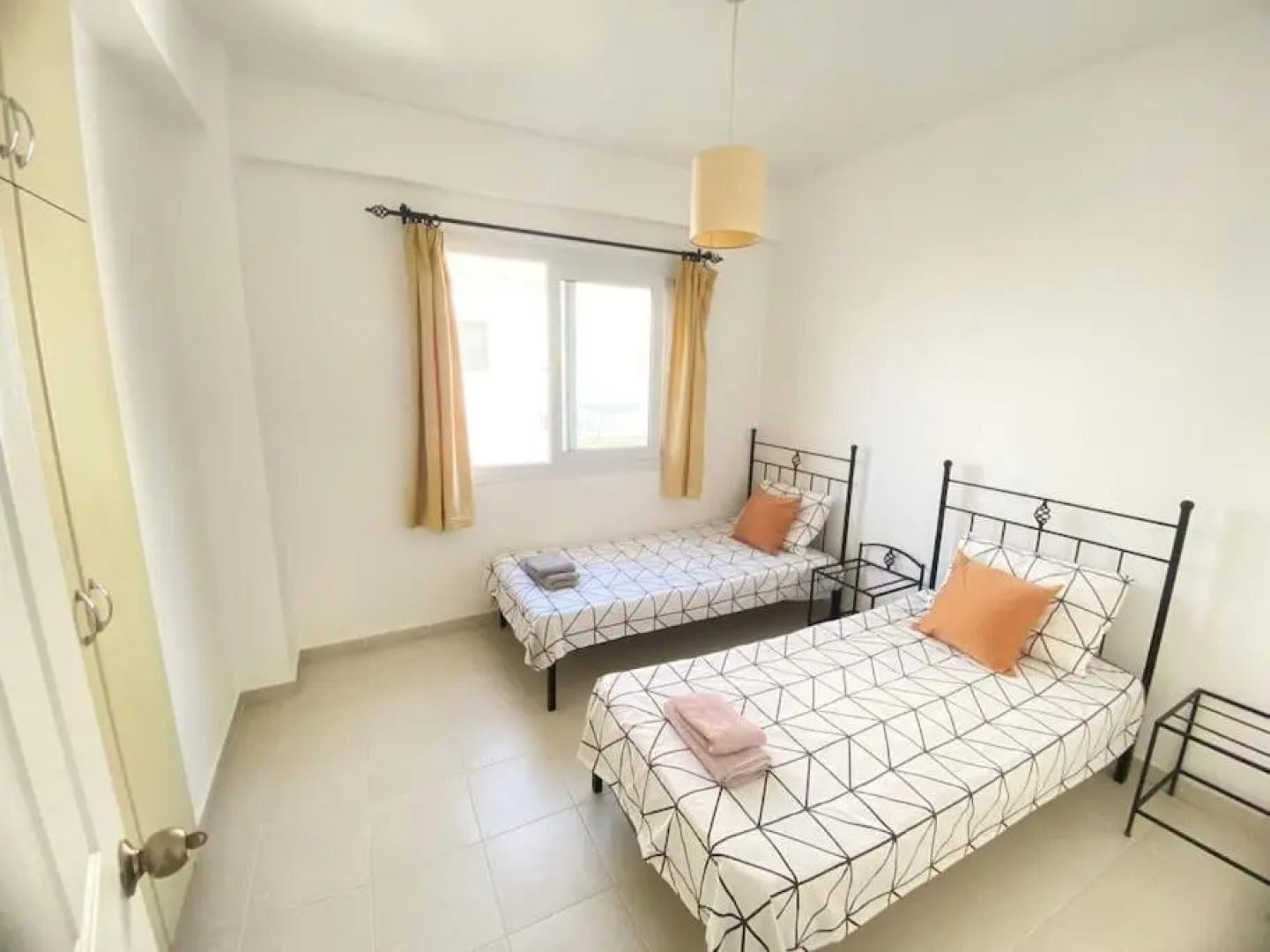 Gems's Apartment - Luxury 3 bedroom penthouse with Pool