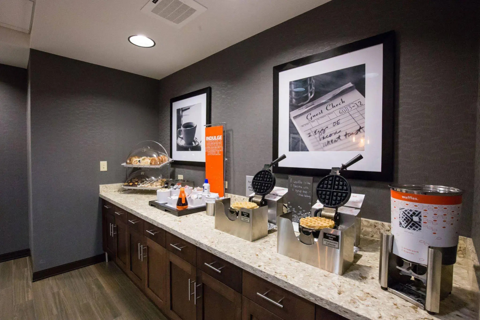 Hampton Inn & Suites Pittsburgh/Harmarville