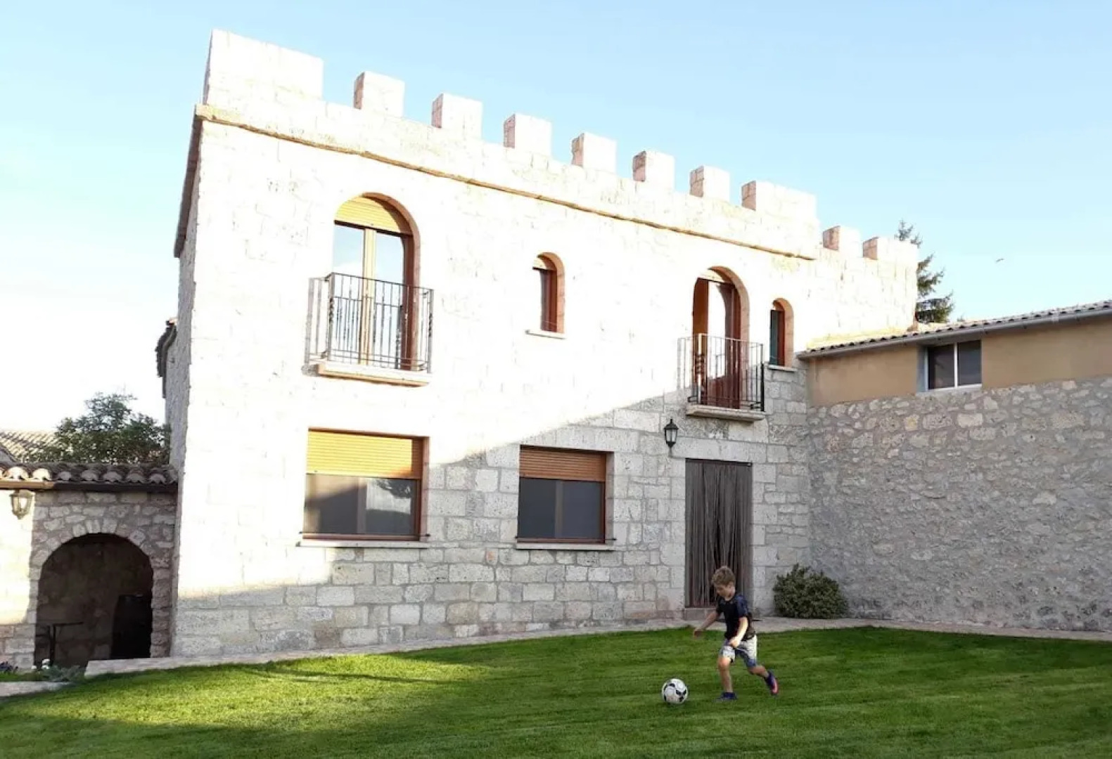 Castillo Goyito y Castillo Eugenio