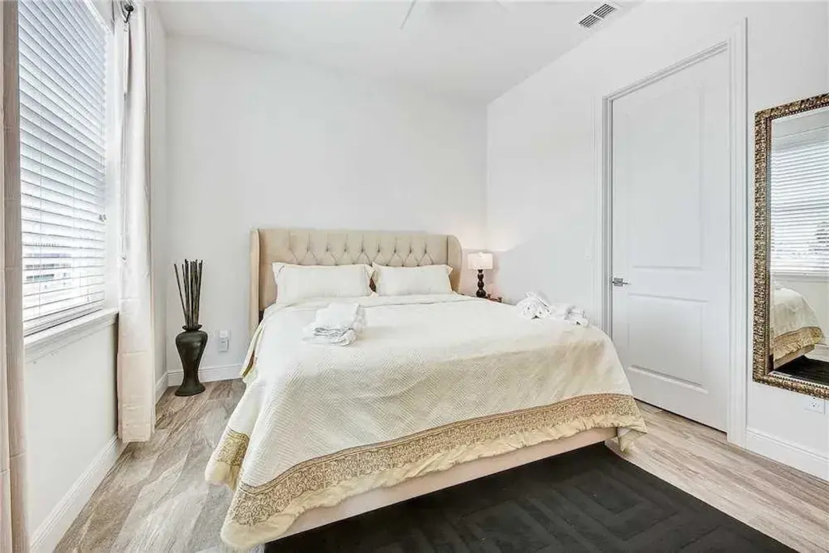 Pure Delight - Two Bedroom Condo