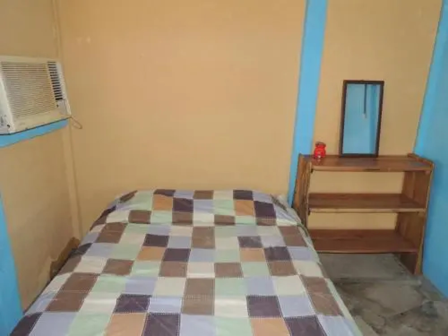 Backpackers Beach Hostel