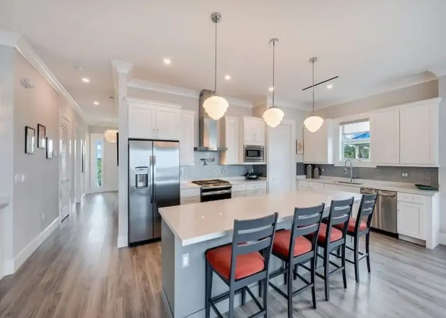 Seagate House by Brightwild Waterfront w Dock