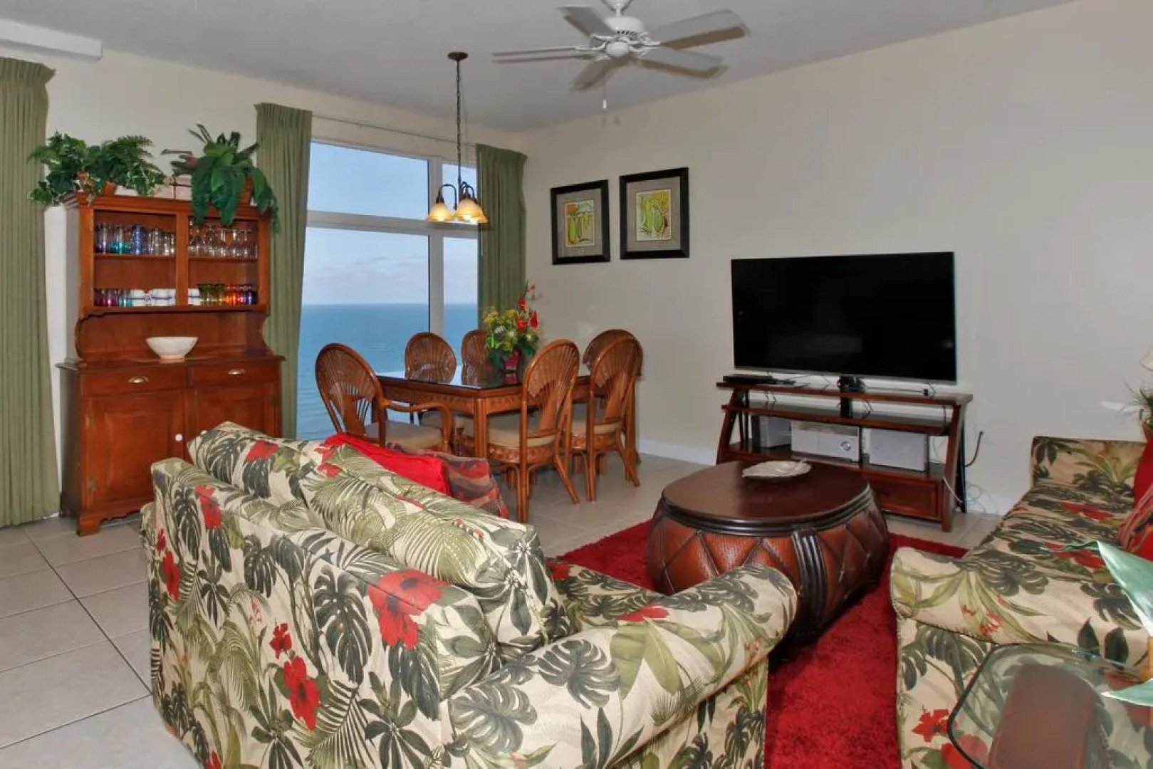 Sterling Reef Beach Resort