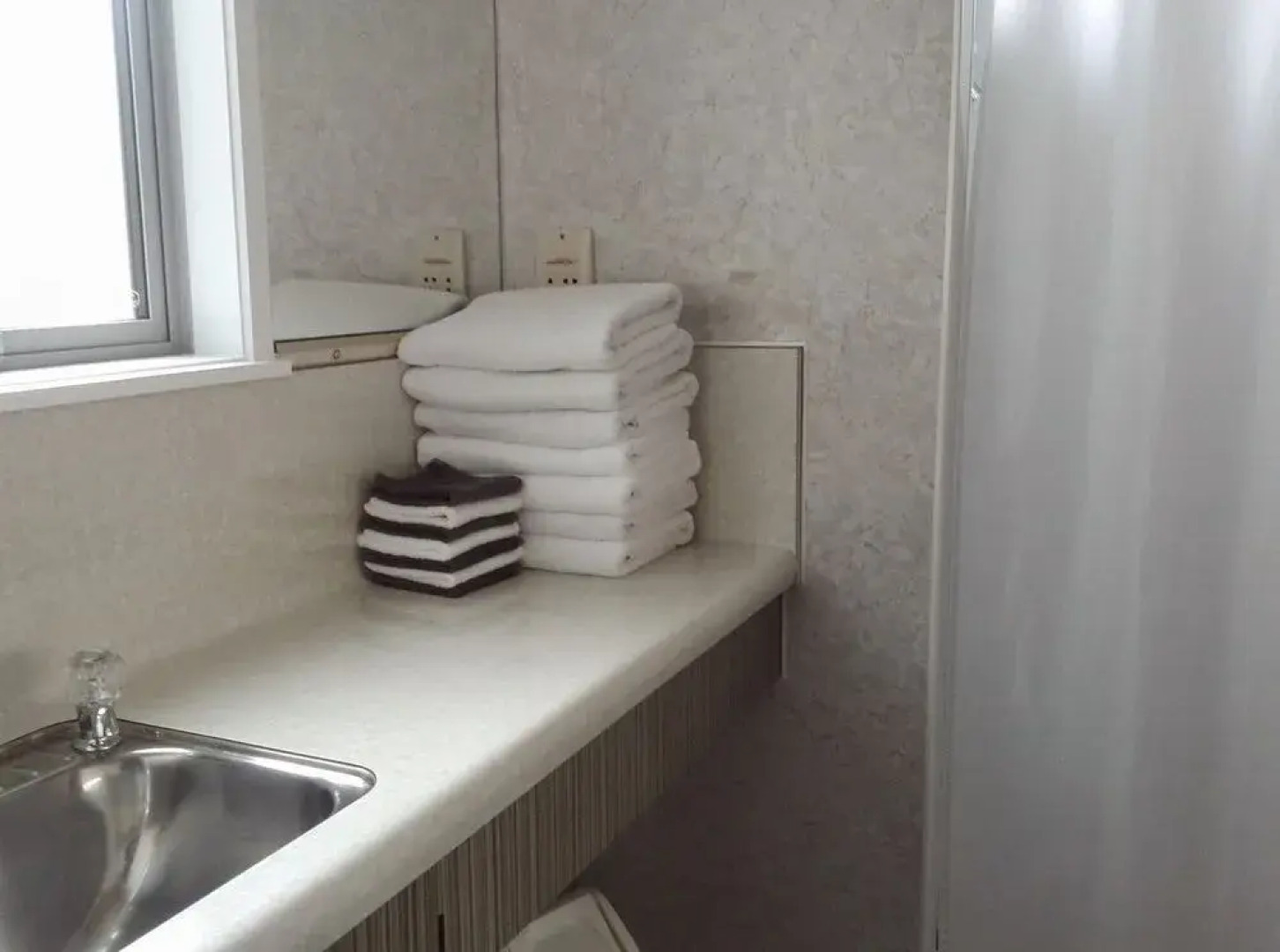 Asure Evergreen Motel