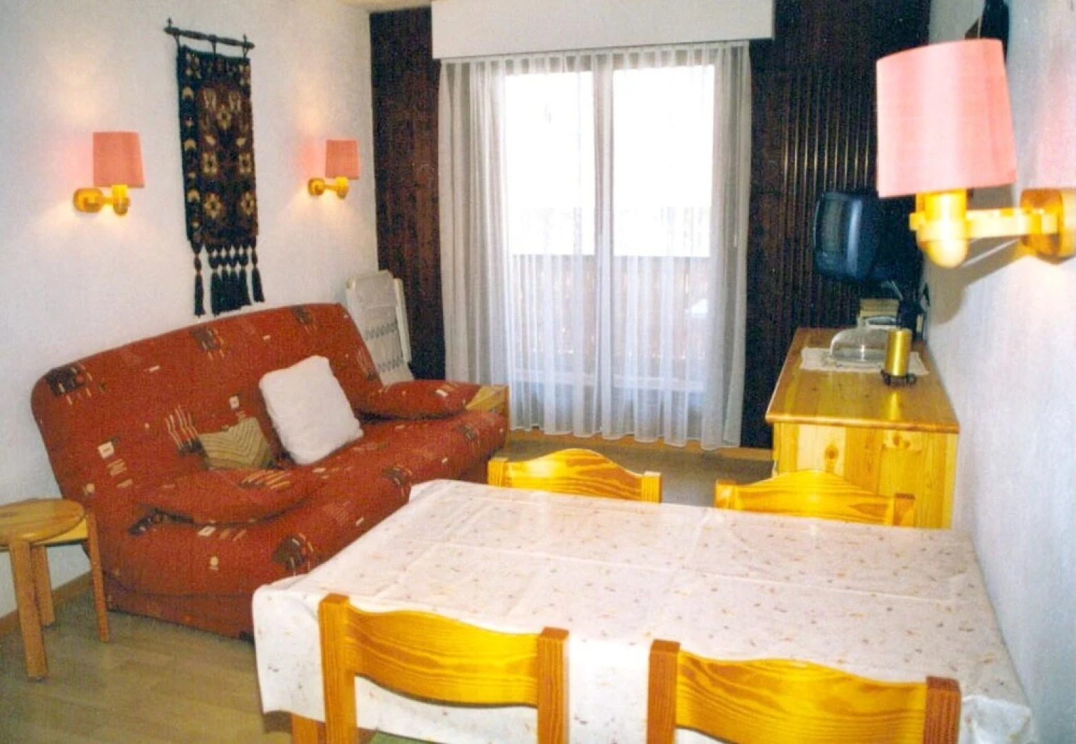 Apartment With one Bedroom in Torgon, With Wonderful Mountain View and Furnished Garden