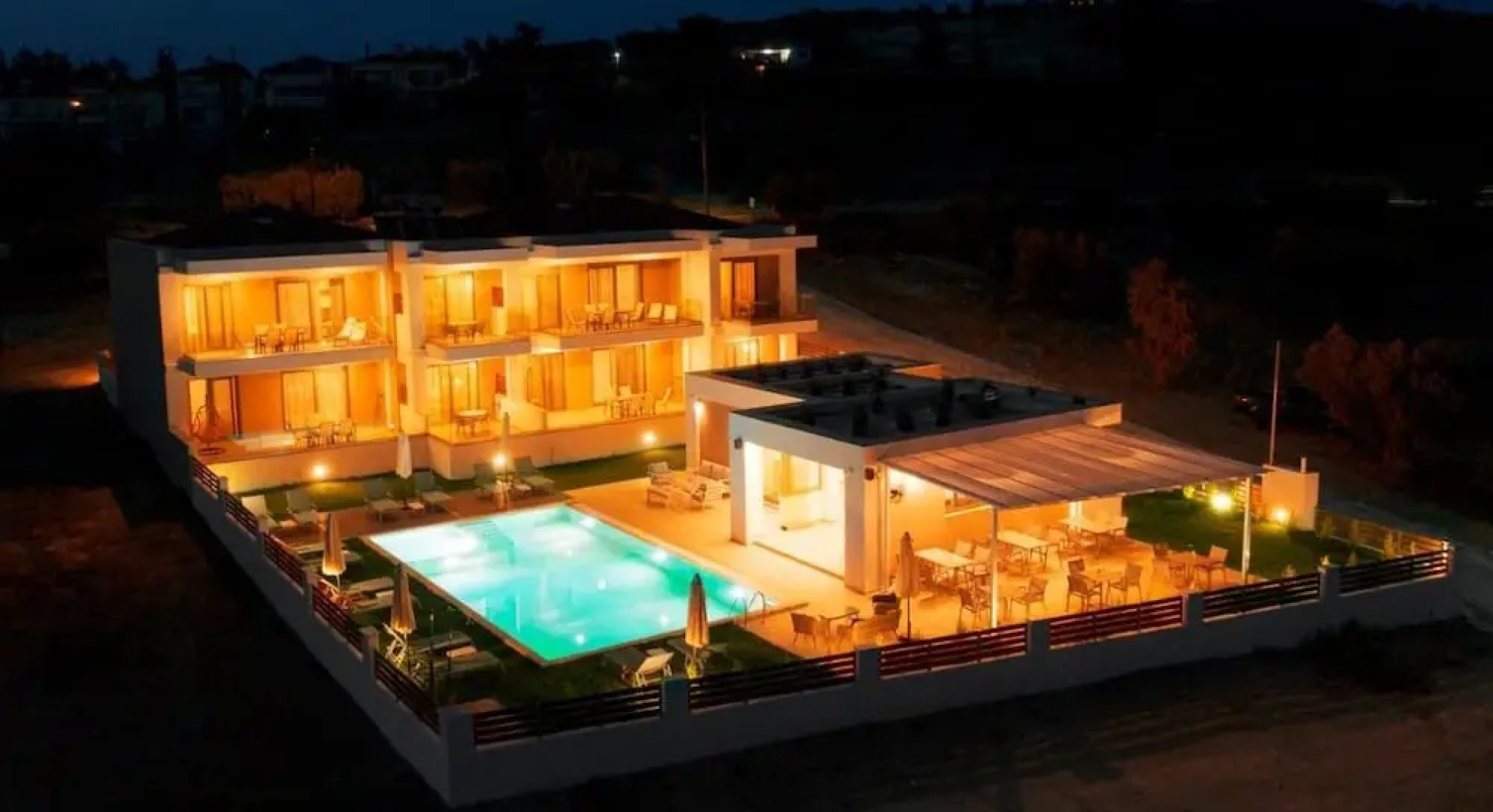 Le Grand Reve Apartments & Luxury Suites