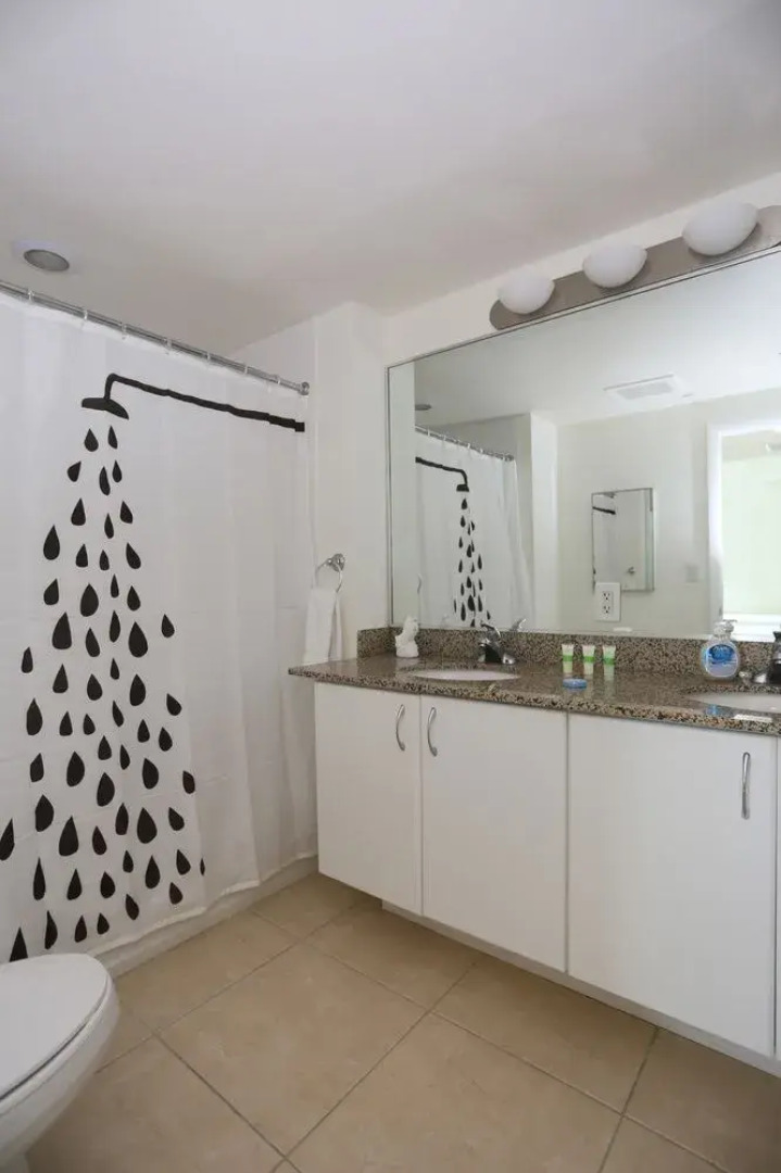 NUOVO - Downtown Miami / Brickell