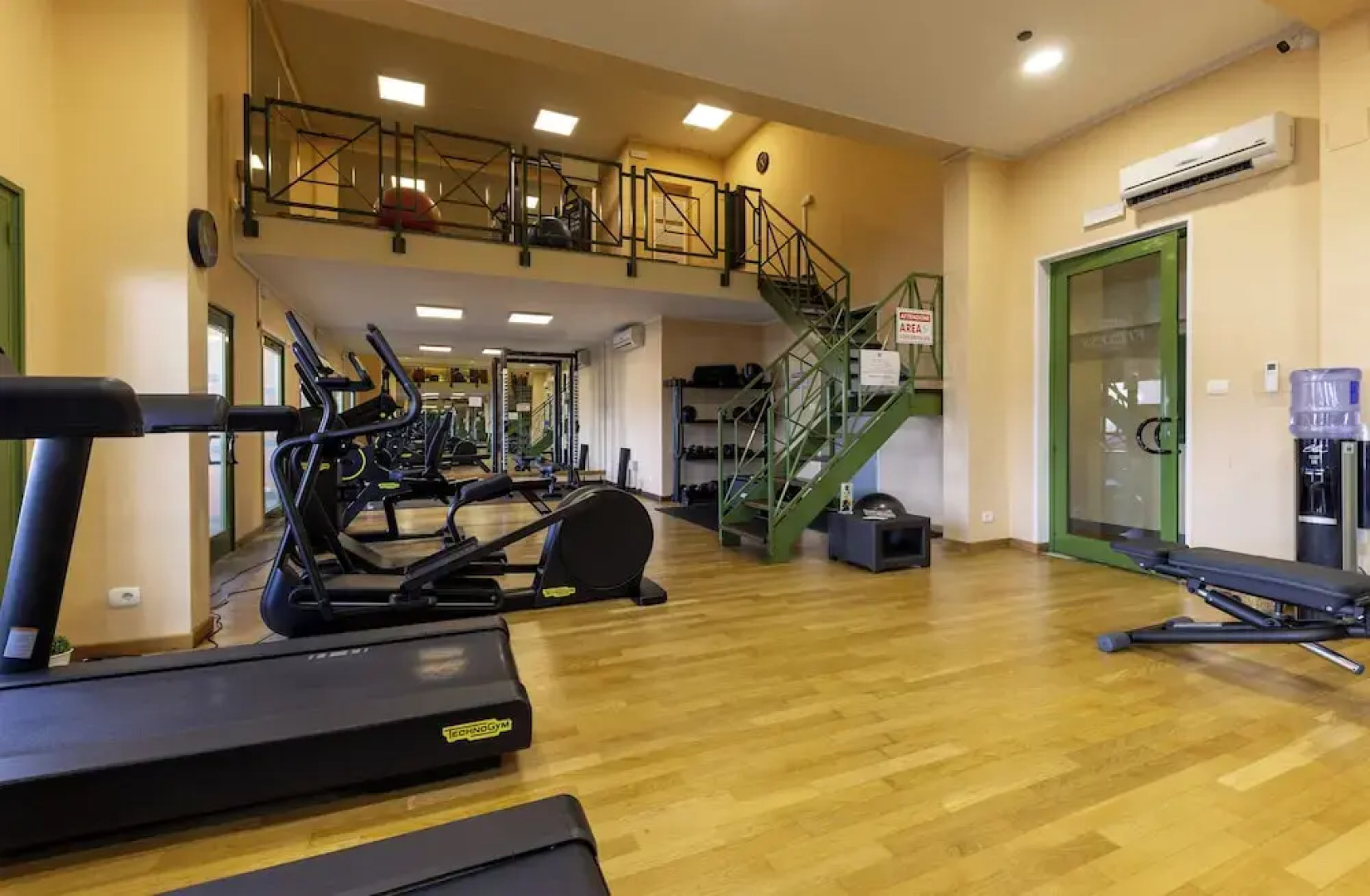 Porto Lotti Suite Hotel