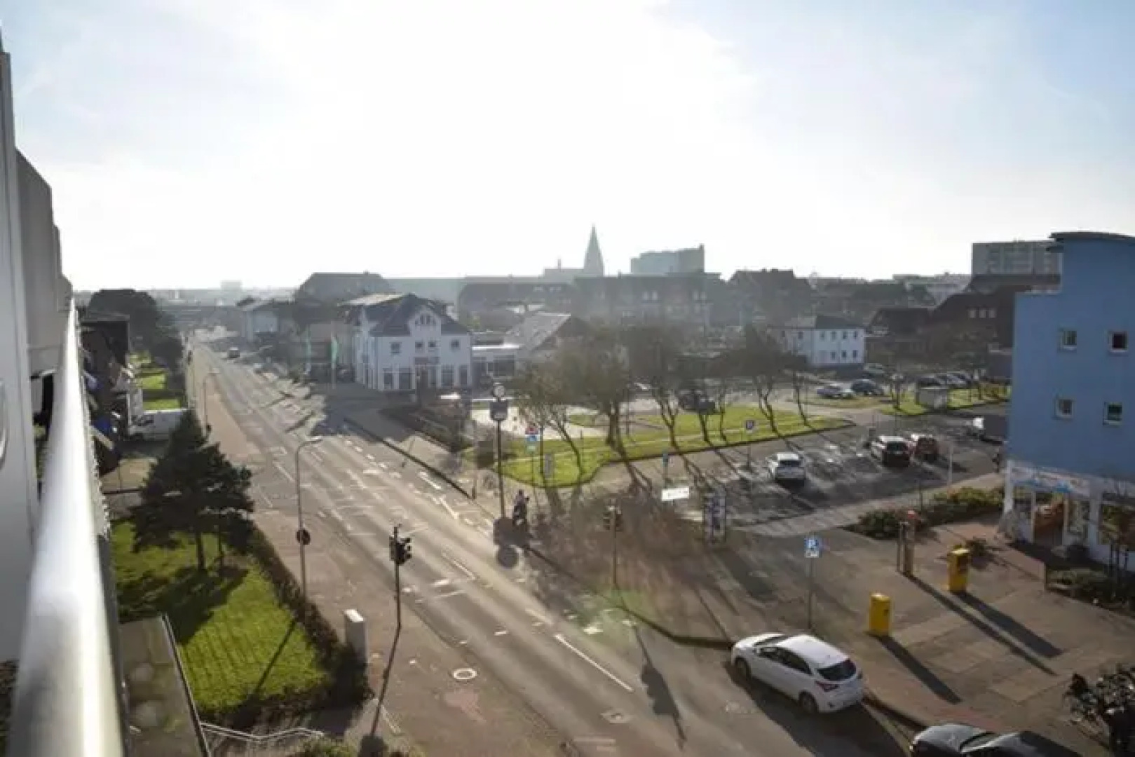 Geräumiges 2-Zimmer-Appartement in der 3. Etage des Hauses.