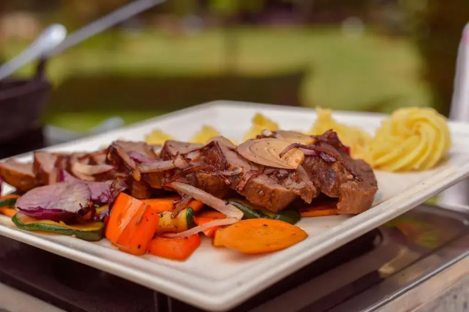 Falcon Heights Hotel