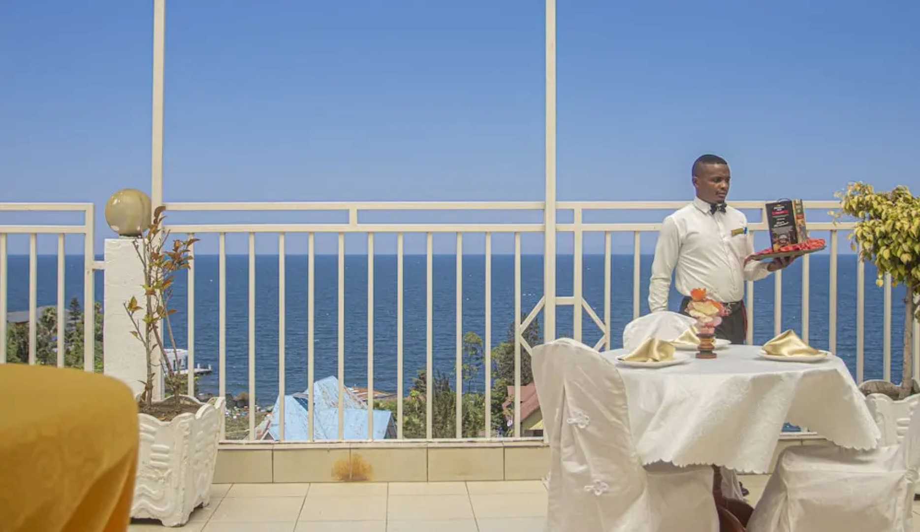 La Joie Plazza Hotel