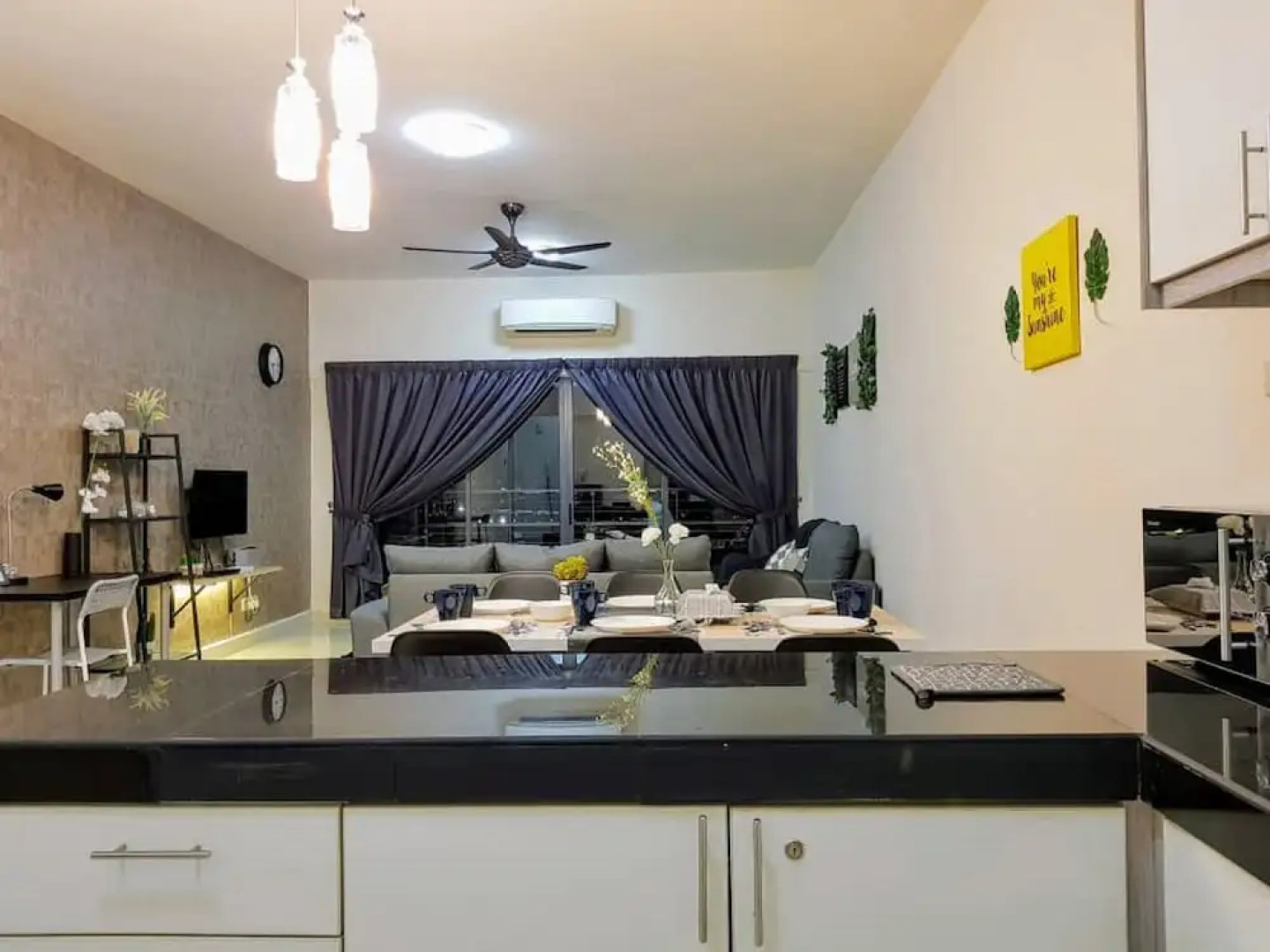 Puchong 8-12 pax Cozy Apartment IOI